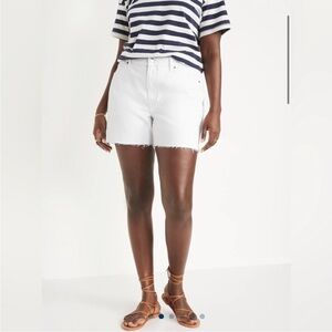 4/$25 SALE Old Navy White High Rise Slouchy Straight Jean Shorts Raw Hem